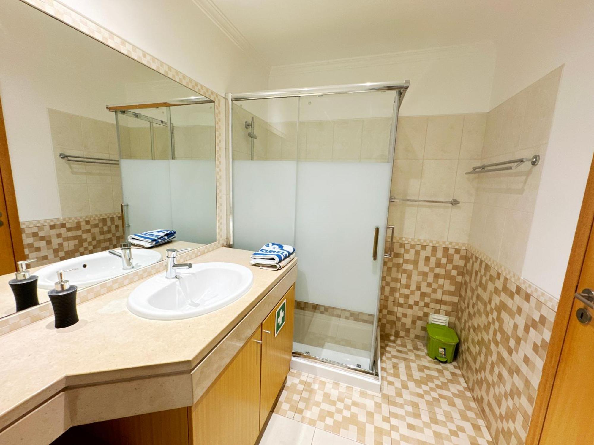 Vista Das Ondas Olhos De Agua Apartment Екстер'єр фото