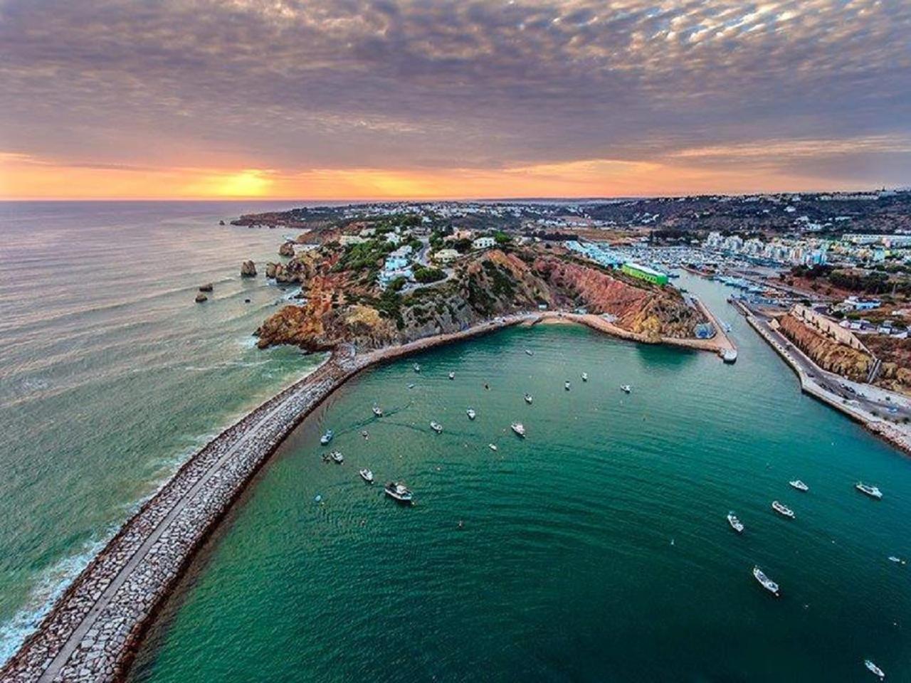 Vista Das Ondas Olhos De Agua Apartment Екстер'єр фото