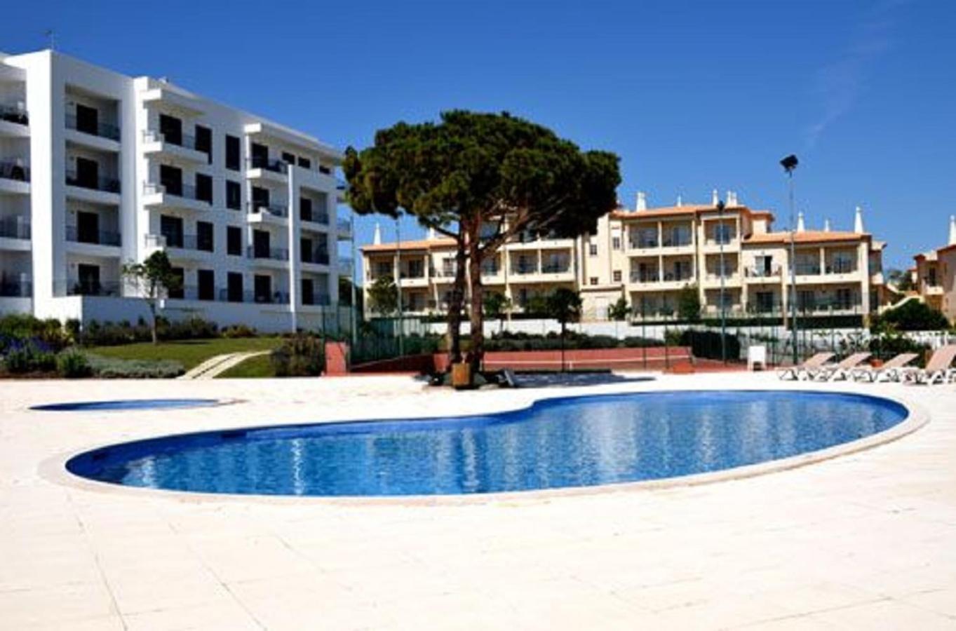 Vista Das Ondas Olhos De Agua Apartment Екстер'єр фото